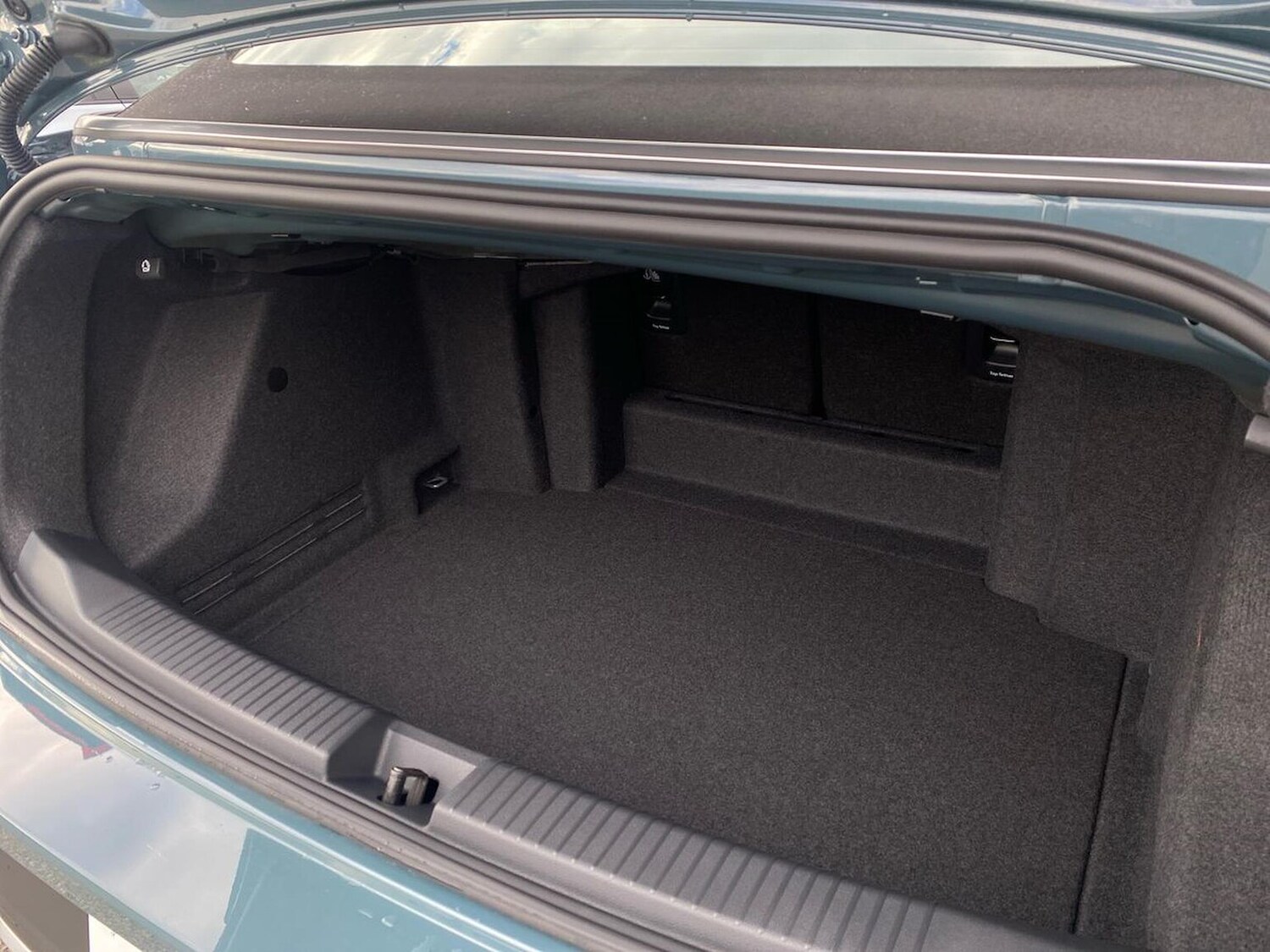 Used Volkswagen T-Roc 2026 for sale - 78195829: Photo 17