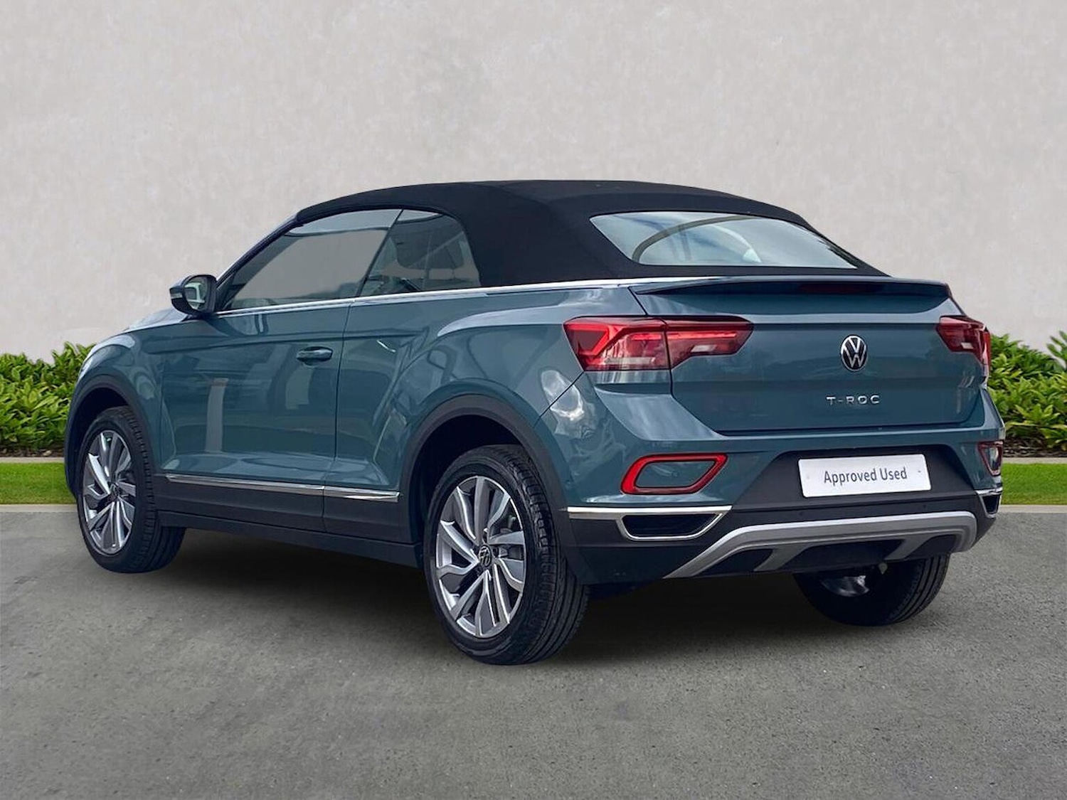 Used Volkswagen T-Roc 2026 for sale - 78195829: Photo 2