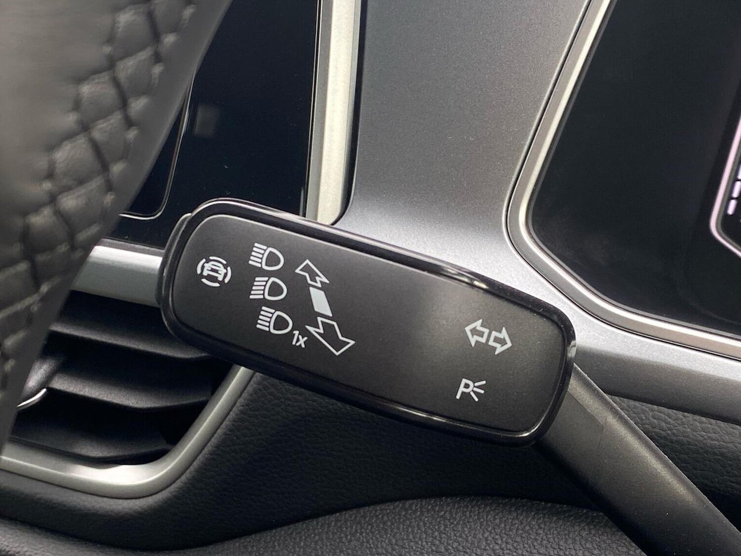 Used Volkswagen T-Roc 2026 for sale - 78195829: Photo 29