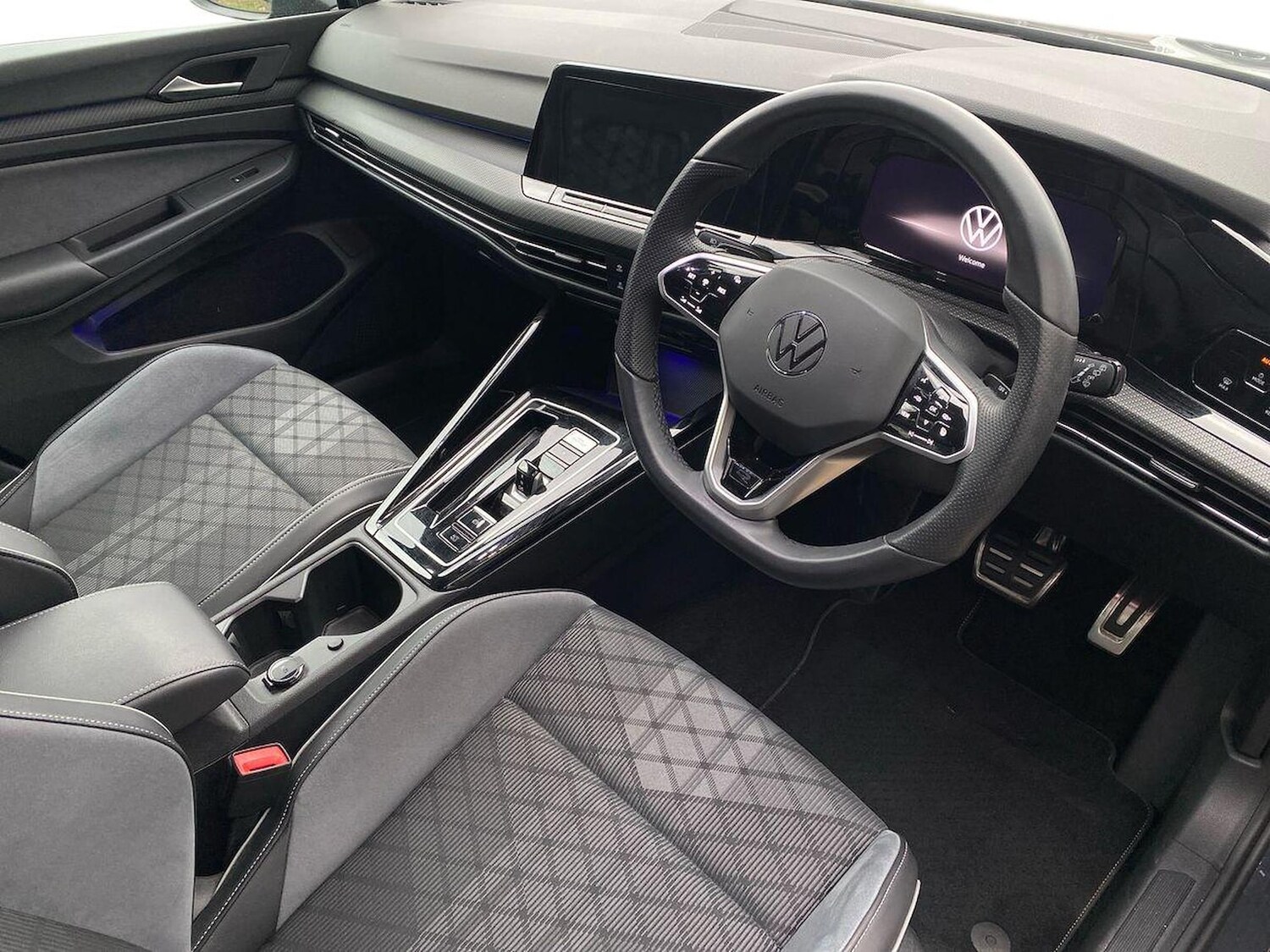 Used Volkswagen Golf 2023 for sale - 78195823: Photo 8