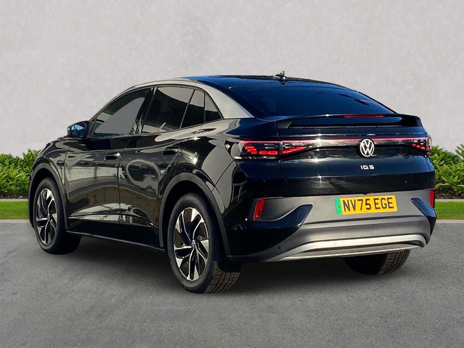 Used Volkswagen ID.5 2025 for sale - 77487688: Photo 2