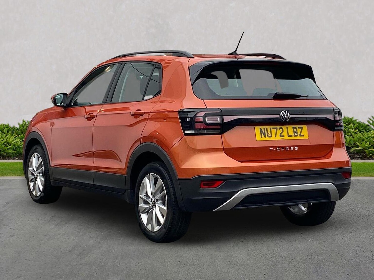 Used Volkswagen T-Cross 2022 for sale - 76510686: Photo 2