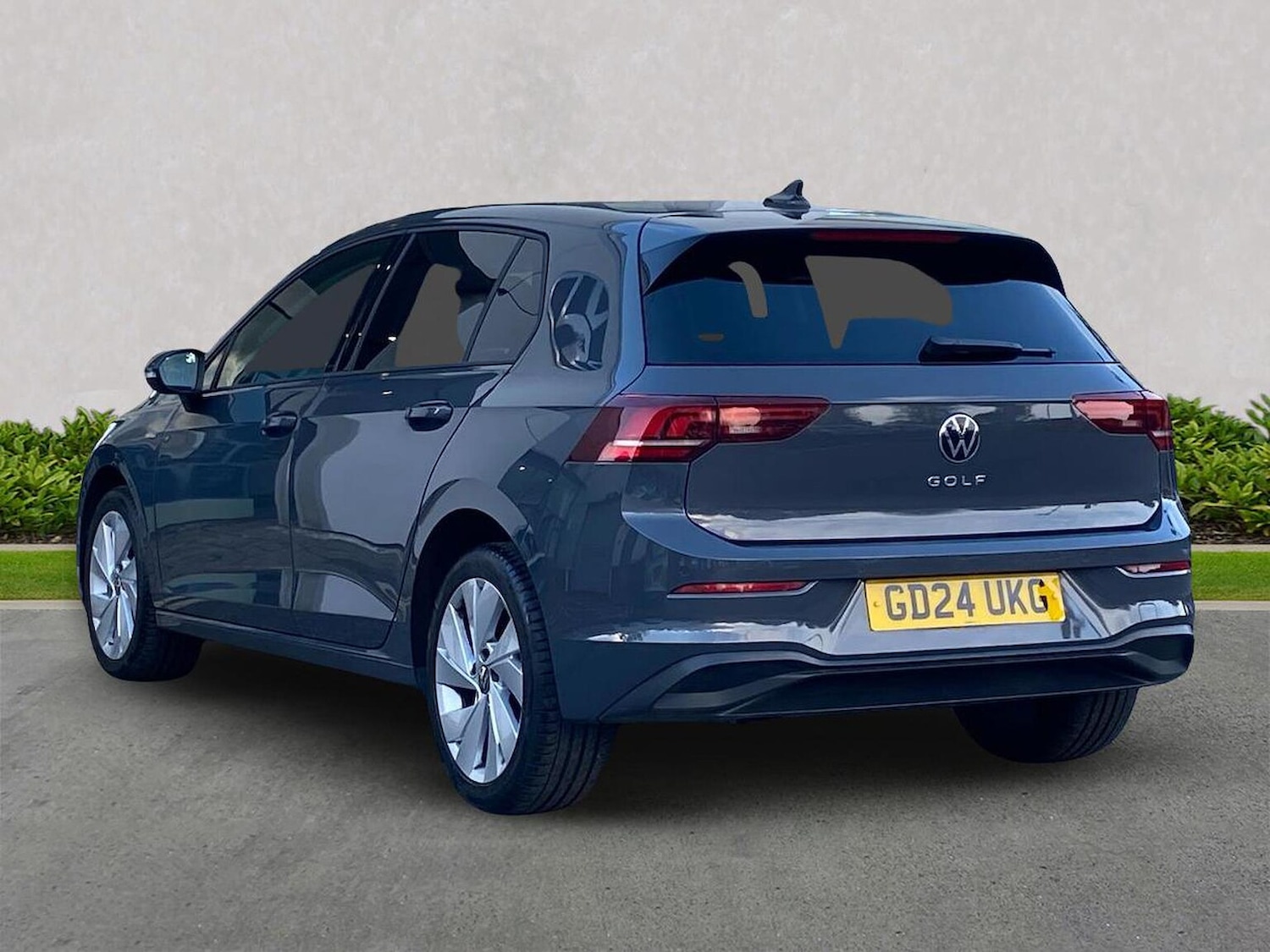 Used Volkswagen Golf 2024 for sale - 76407396: Photo 2