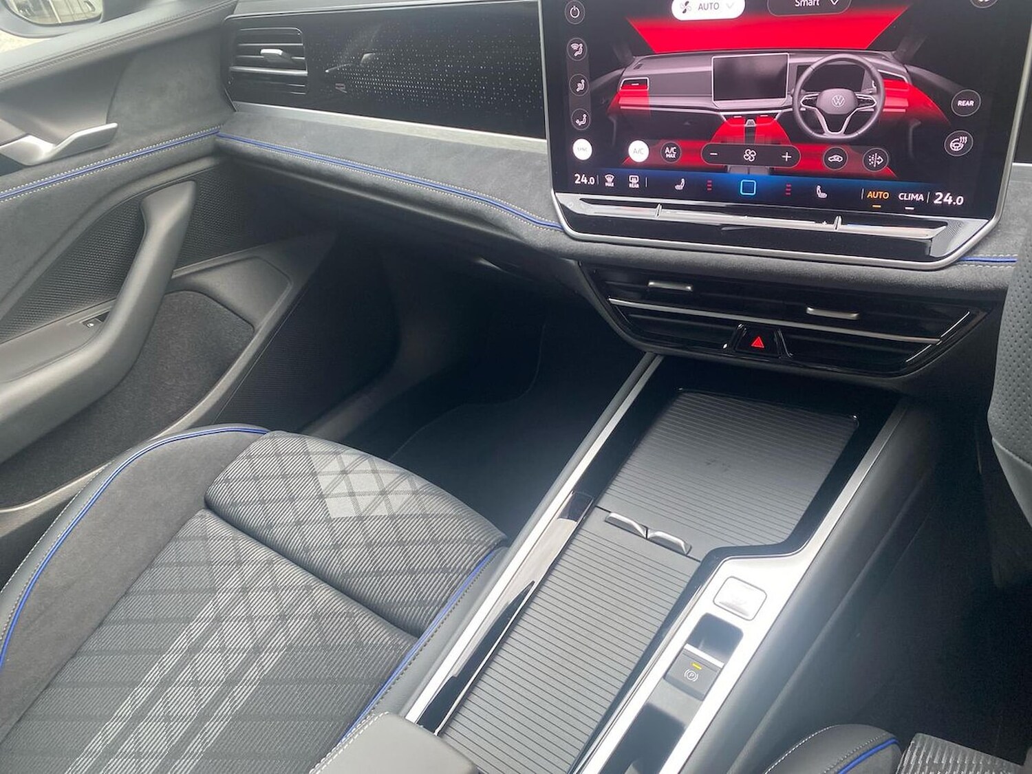 Used Volkswagen Passat 2025 for sale - 77487610: Photo 13