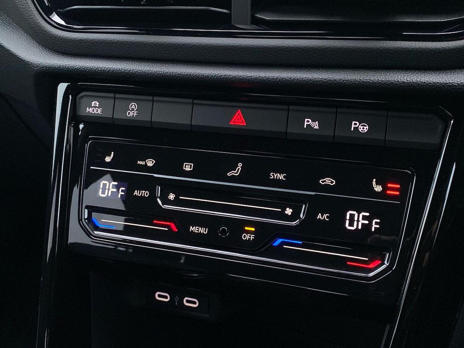 Used Volkswagen T-Roc 2025 for sale - 78195836: Photo 10