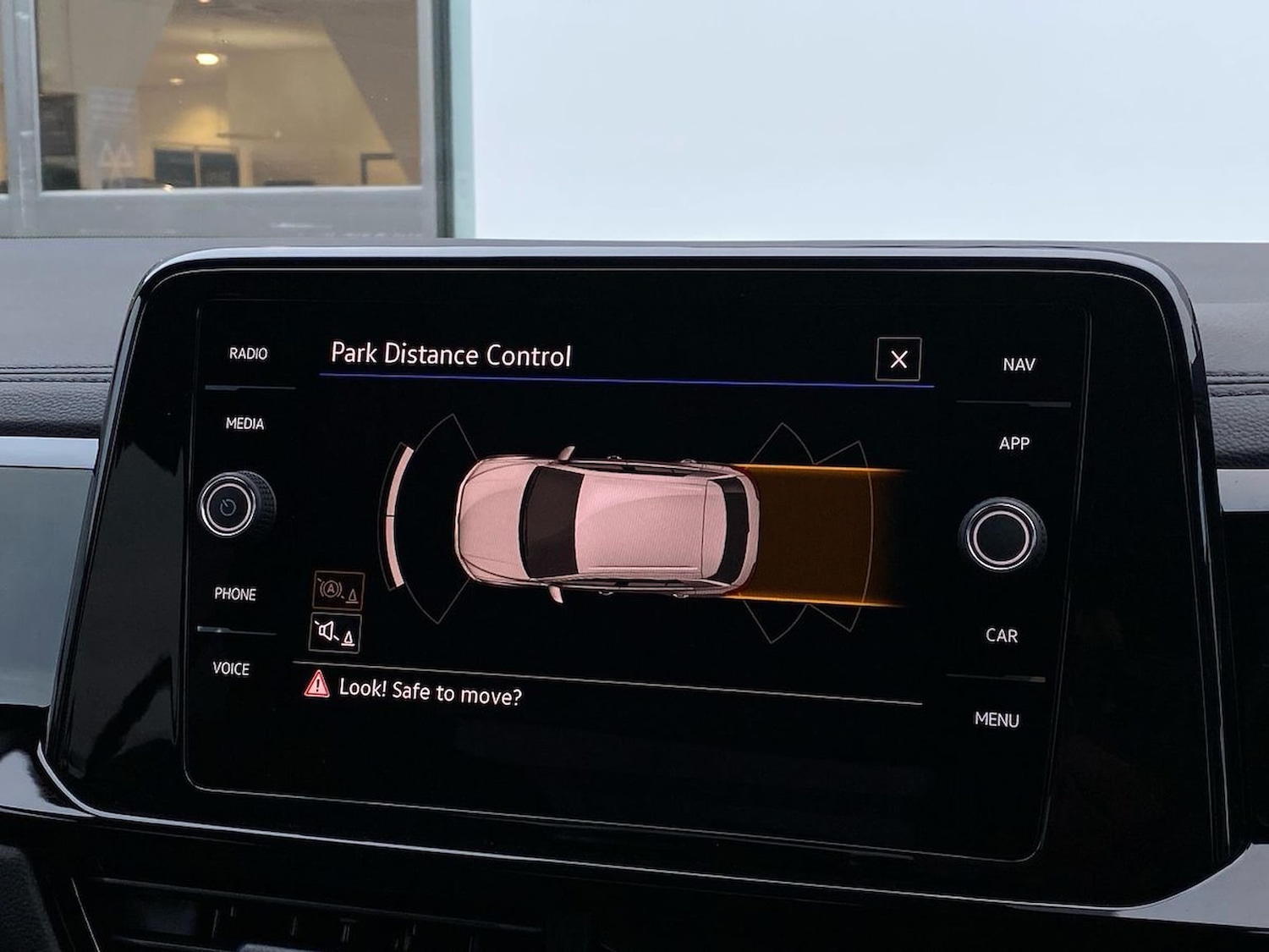 Used Volkswagen T-Roc 2025 for sale - 78195836: Photo 17