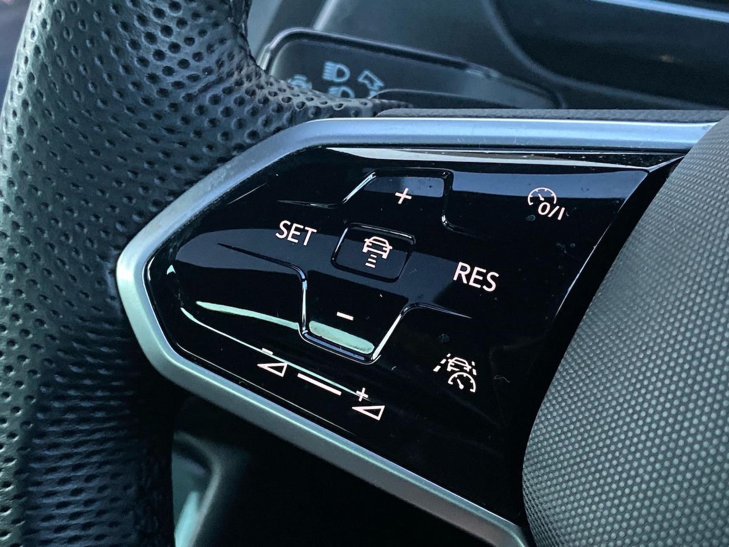 Used Volkswagen Tiguan 2021 for sale - 76945878: Photo 23