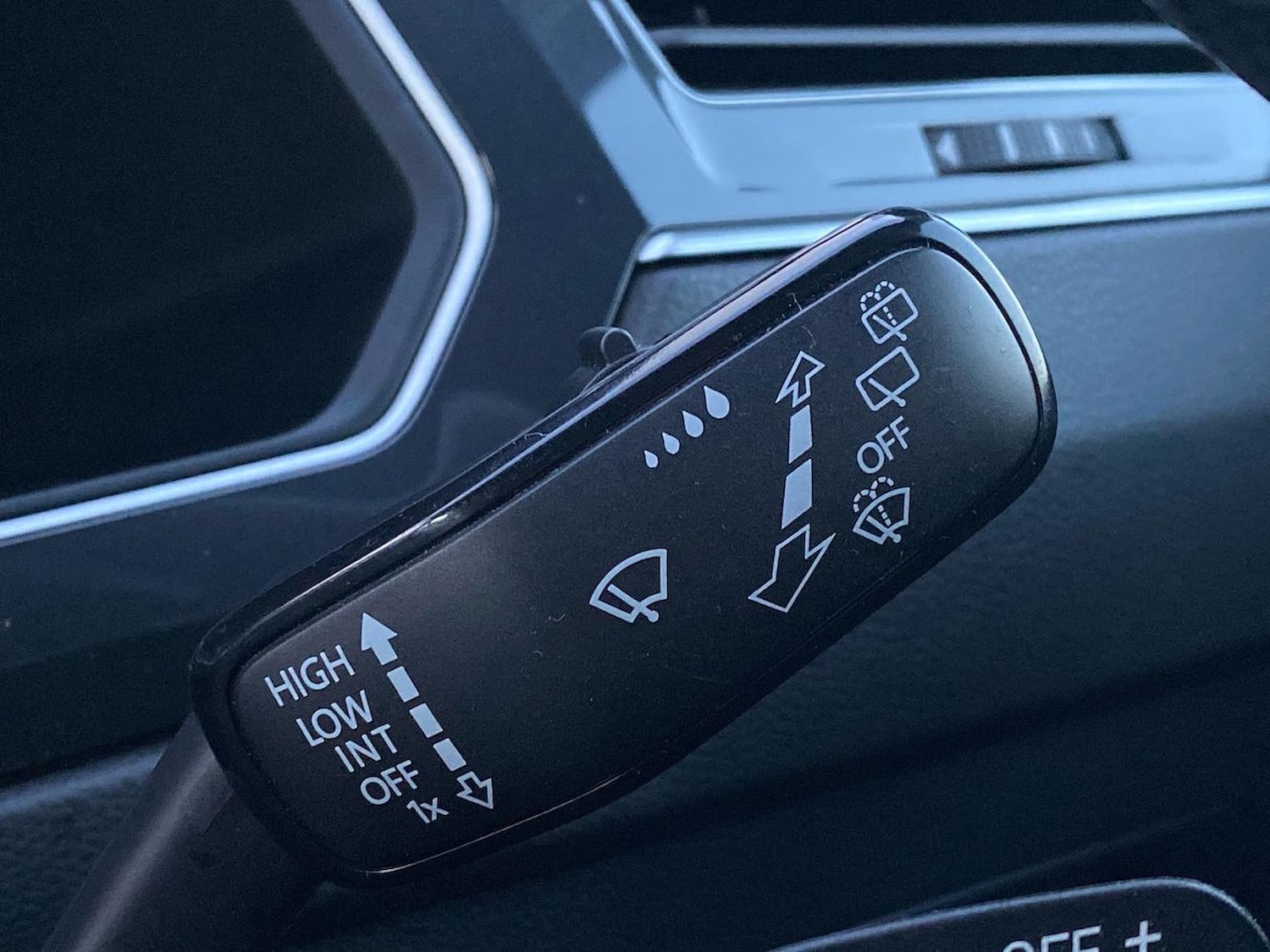 Used Volkswagen Tiguan 2021 for sale - 76945878: Photo 24