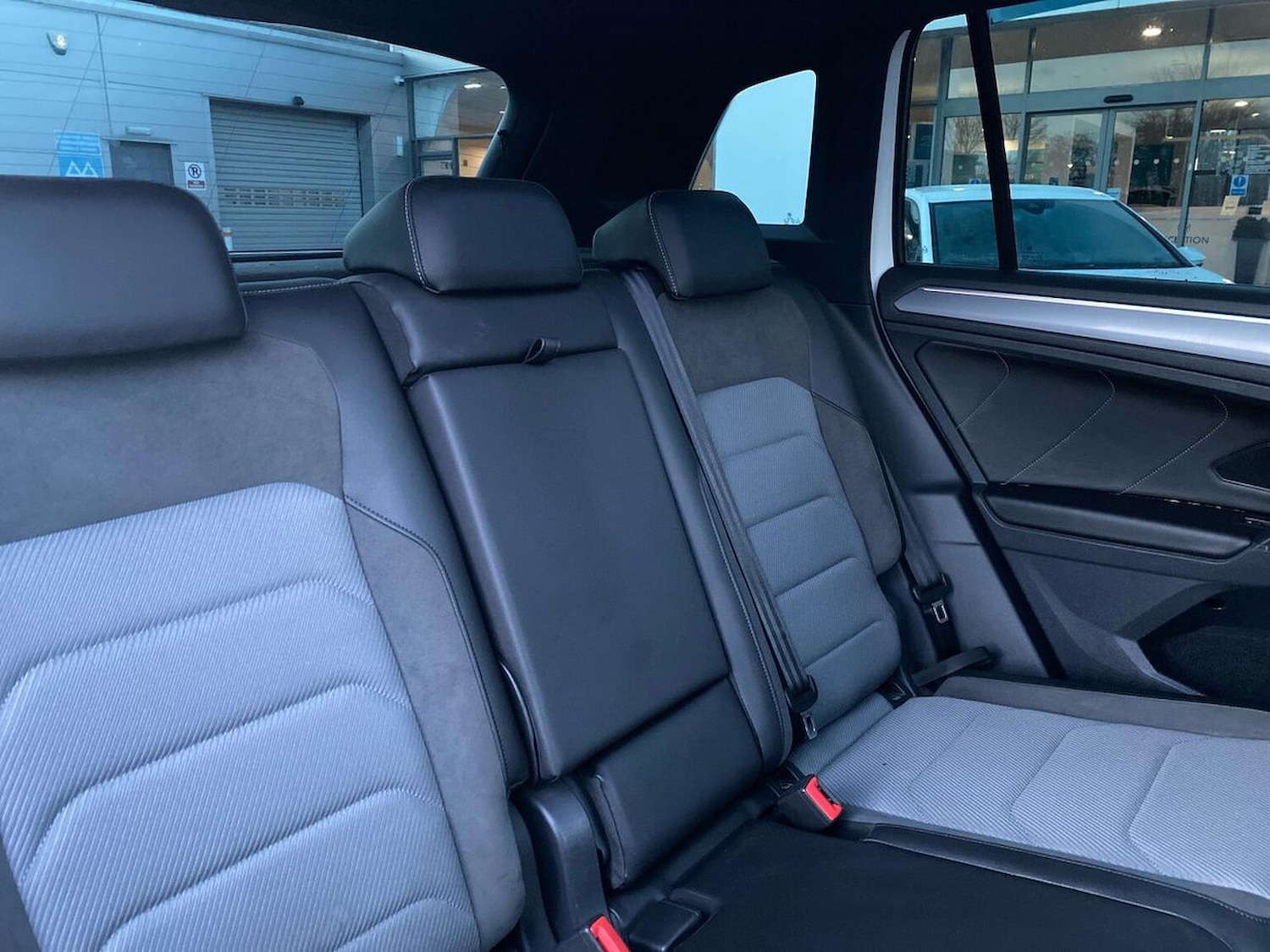 Used Volkswagen Tiguan 2020 for sale - 76897117: Photo 16