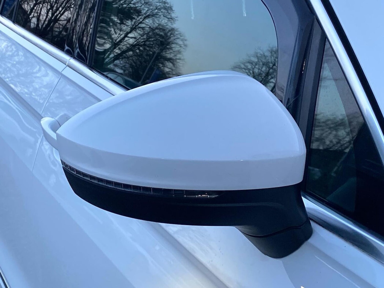 Used Volkswagen Tiguan 2020 for sale - 76897117: Photo 29