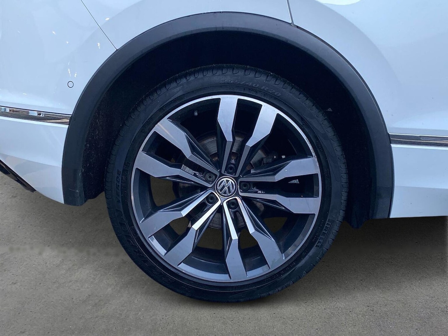 Used Volkswagen Tiguan 2020 for sale - 76897117: Photo 6