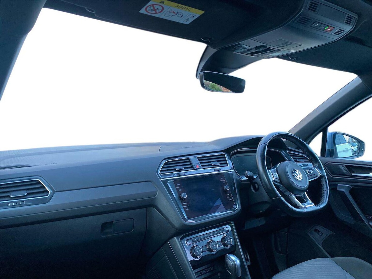 Used Volkswagen Tiguan 2020 for sale - 76897117: Photo 7