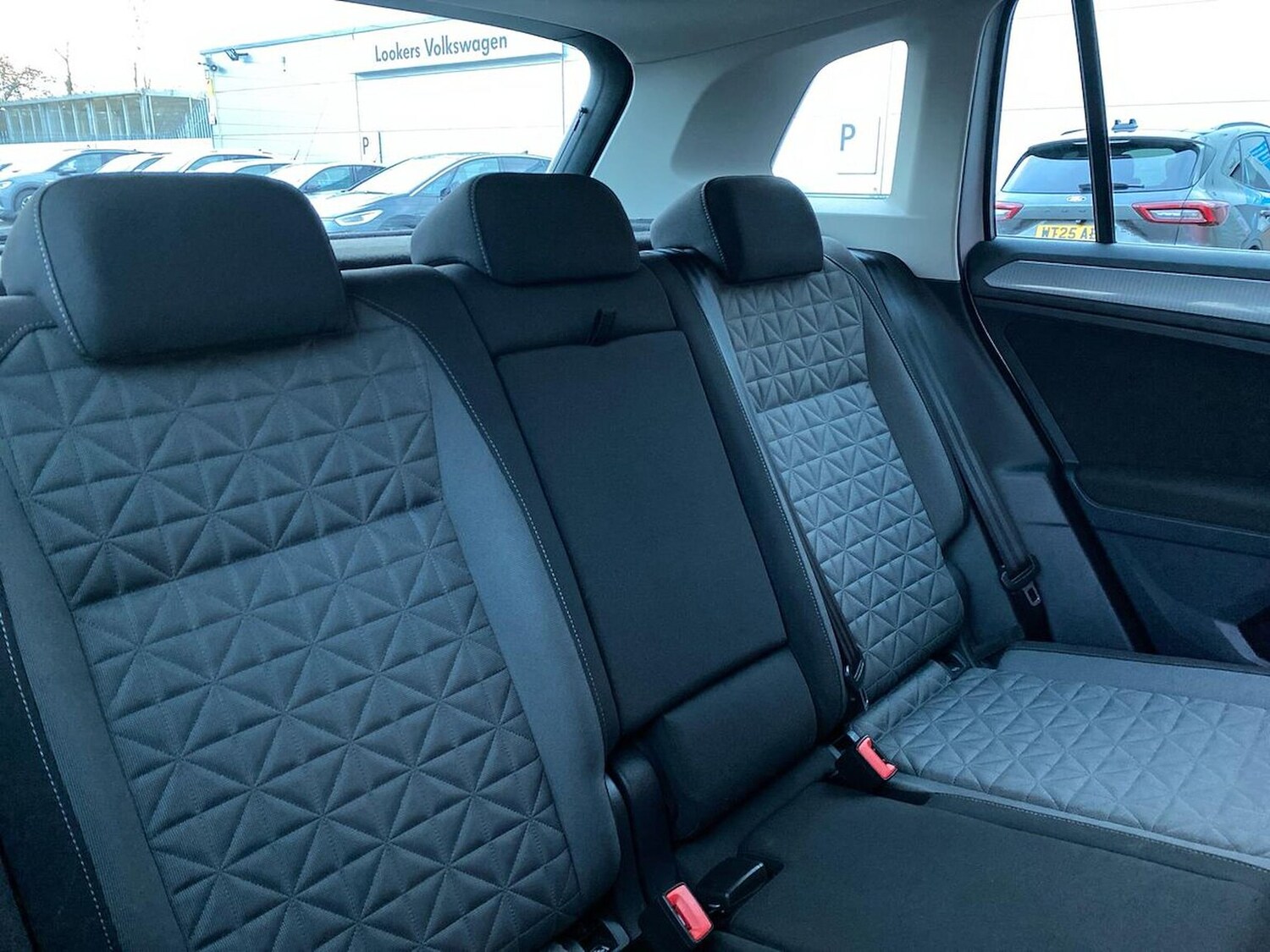 Used Volkswagen Tiguan 2021 for sale - 77759322: Photo 8