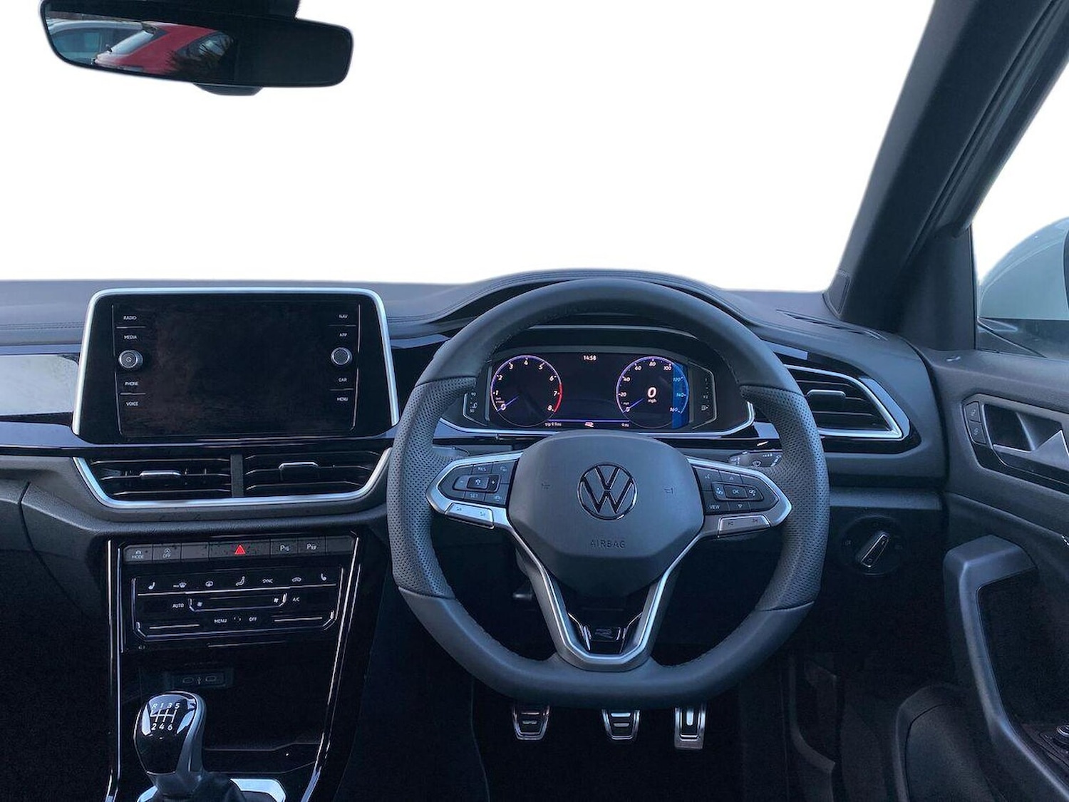 Used Volkswagen T-Roc 2025 for sale - 77528891: Photo 9