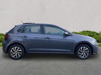 Used Volkswagen Polo 2022 for sale - 76436538: Photo