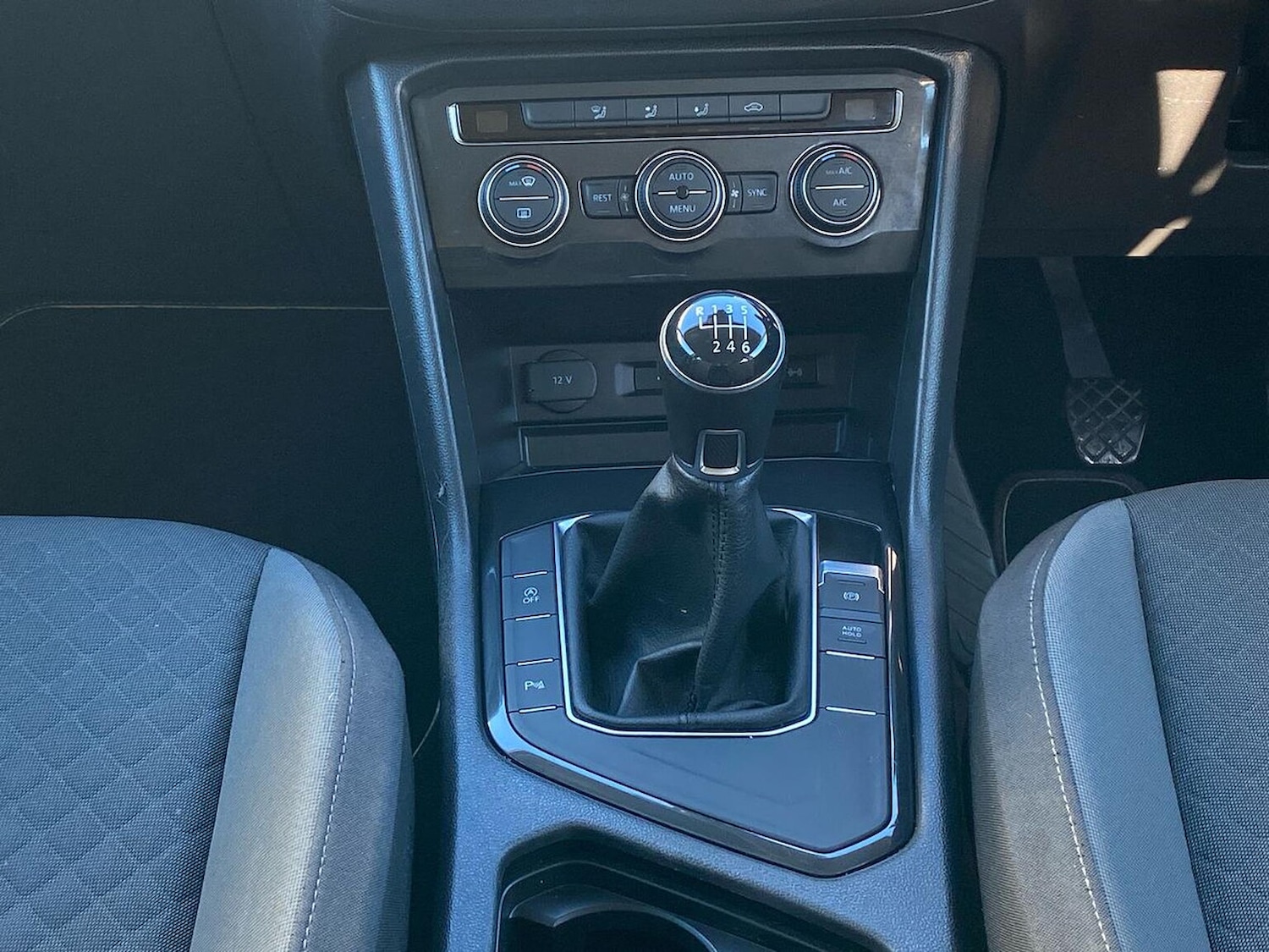 Used Volkswagen Tiguan 2019 for sale - 76757424: Photo 9