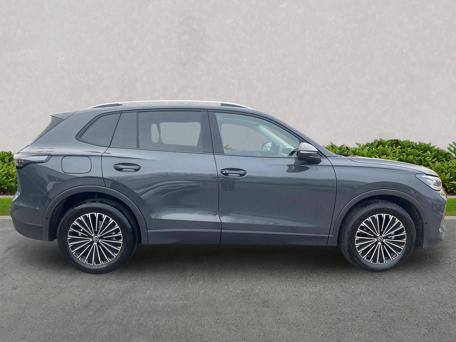 Used Volkswagen Tiguan 2026 for sale - 78195601: Photo 3