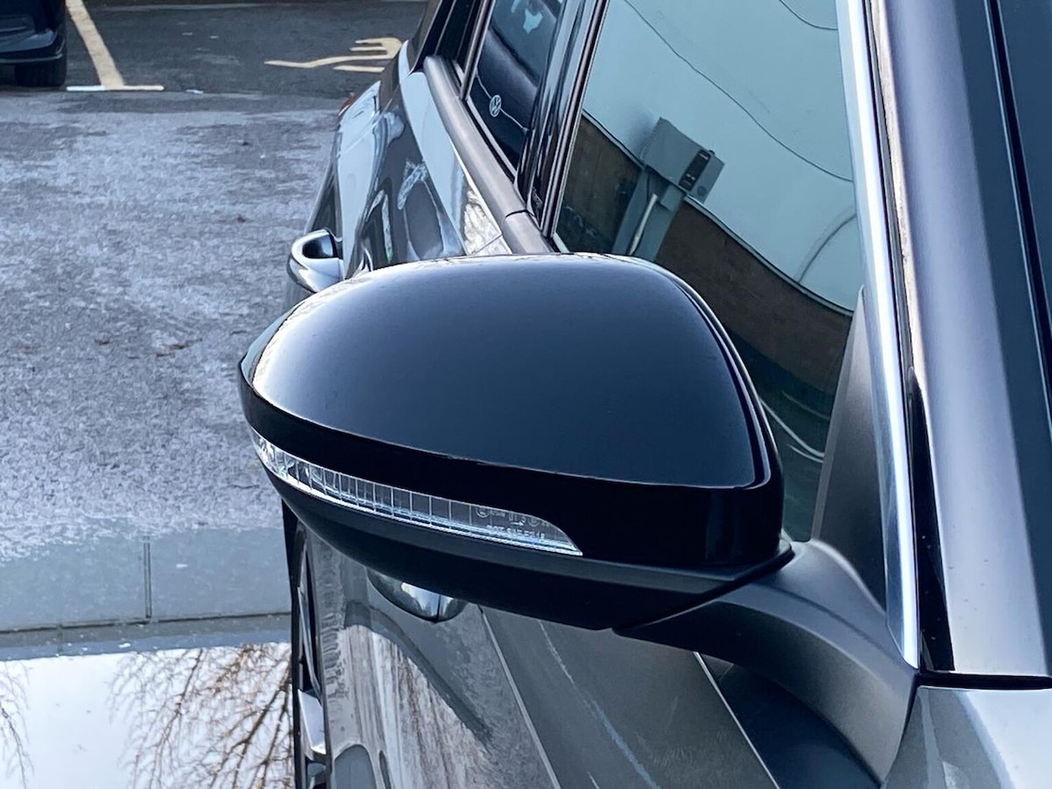 Used Volkswagen T-Roc 2023 for sale - 76762437: Photo 26