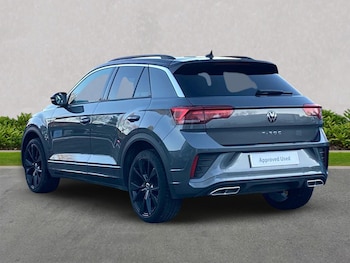 Used Volkswagen T-Roc 2023 for sale - 76762437: Photo