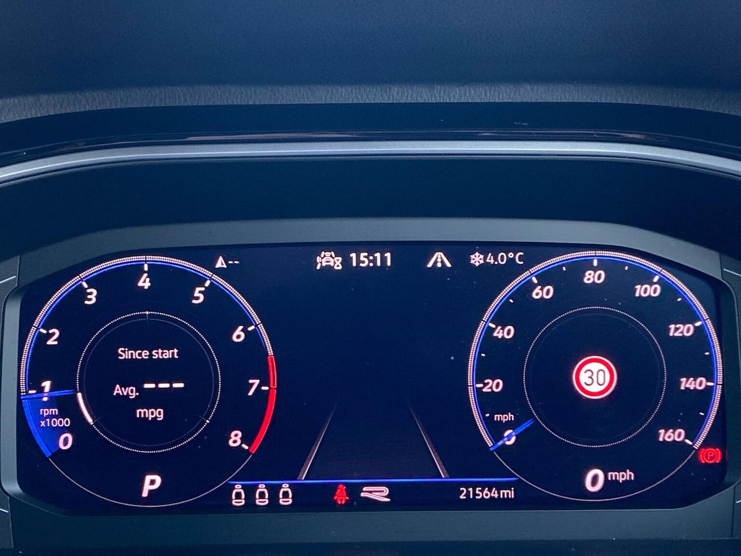 Used Volkswagen T-Roc 2023 for sale - 76762437: Photo 9