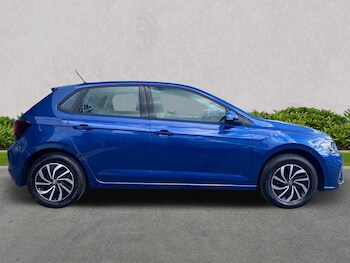 Used Volkswagen Polo 2024 for sale - 76037228: Photo 3