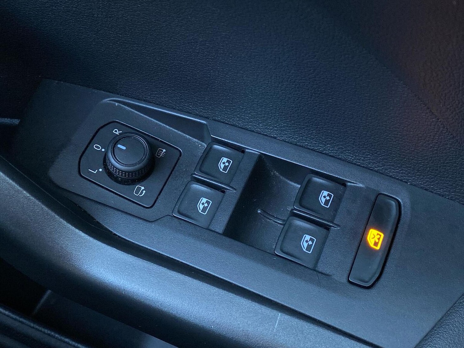 Used Volkswagen T-Cross 2022 for sale - 77078028: Photo 14