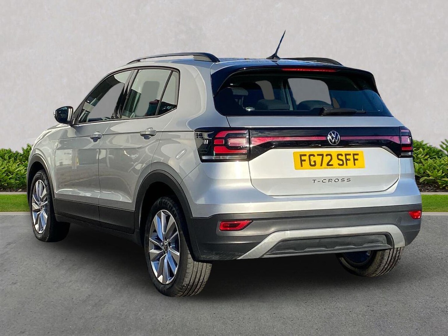 Used Volkswagen T-Cross 2022 for sale - 77078028: Photo 2