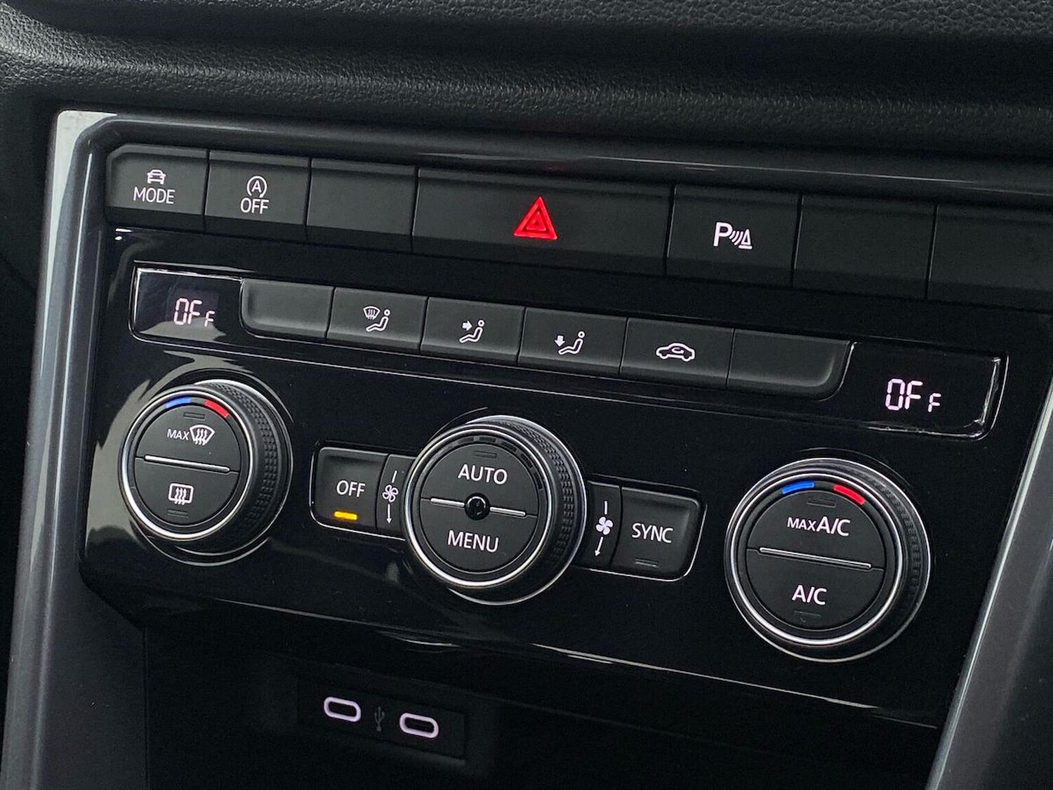 Used Volkswagen T-Roc 2021 for sale - 76791841: Photo 11