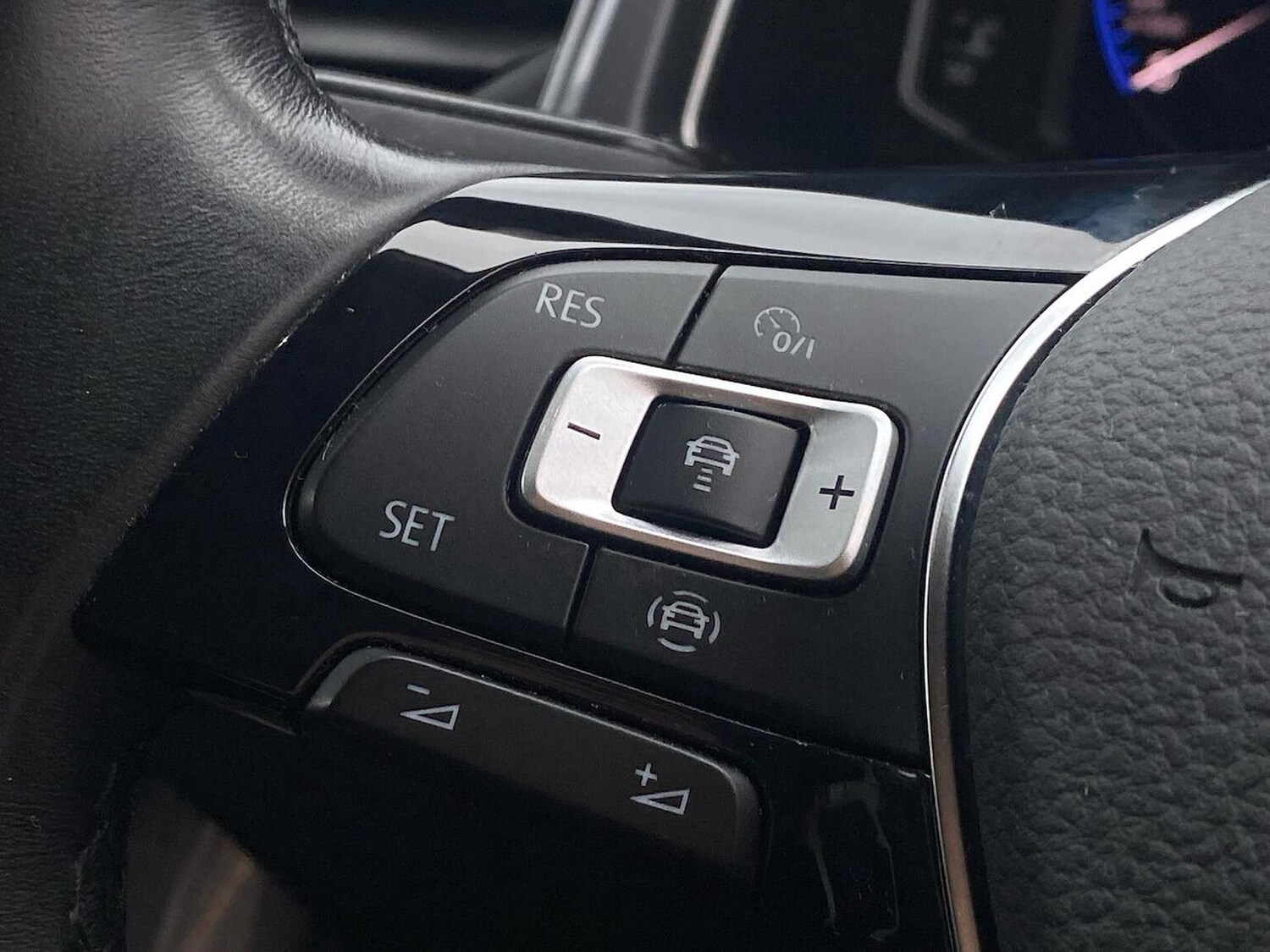 Used Volkswagen T-Roc 2021 for sale - 76791841: Photo 23