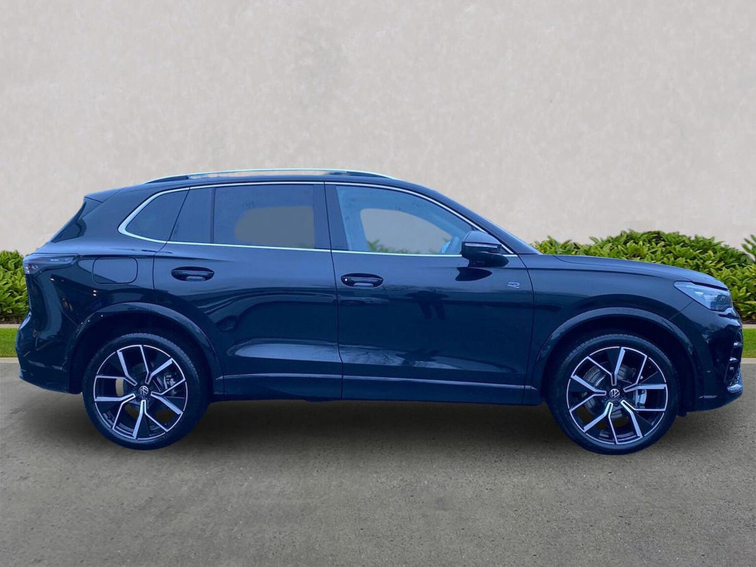 Used Volkswagen Tiguan 2025 for sale - 77775179: Photo 3