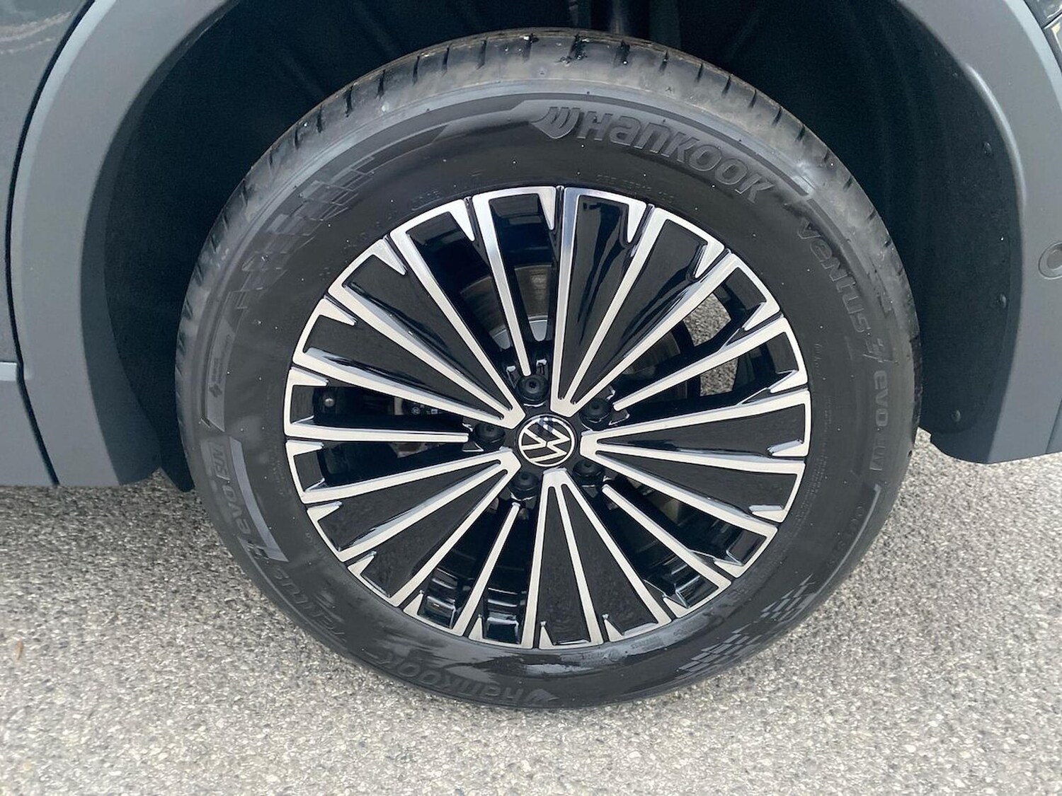 Used Volkswagen Tiguan 2025 for sale - 76149501: Photo 6