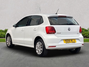 Used Volkswagen Polo 2015 for sale - 75773138: Photo