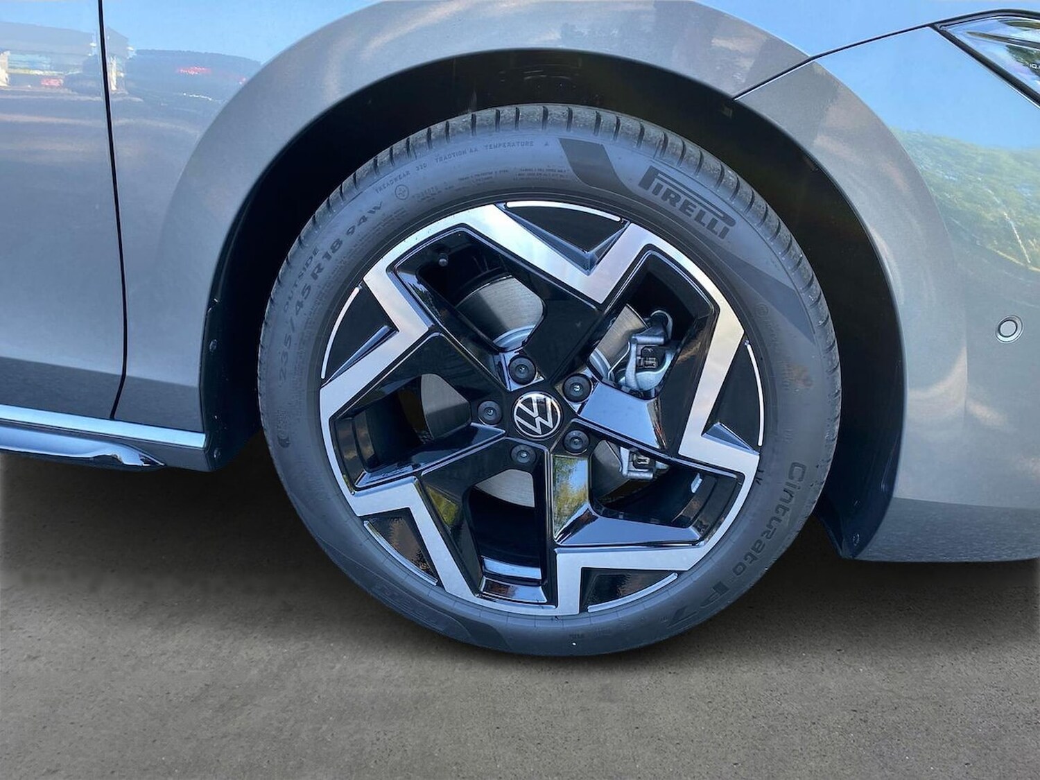 Used Volkswagen Passat 2025 for sale - 76455330: Photo 6