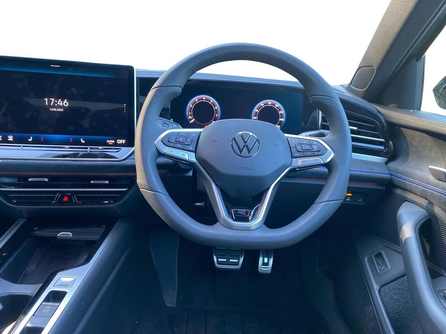 Used Volkswagen Passat 2025 for sale - 76455330: Photo 9