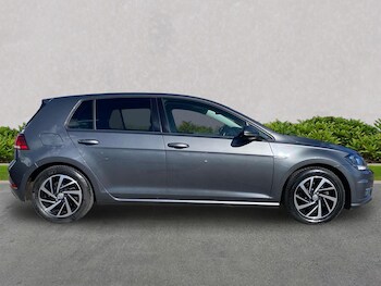 Used Volkswagen Golf 2019 for sale - 78195515: Photo