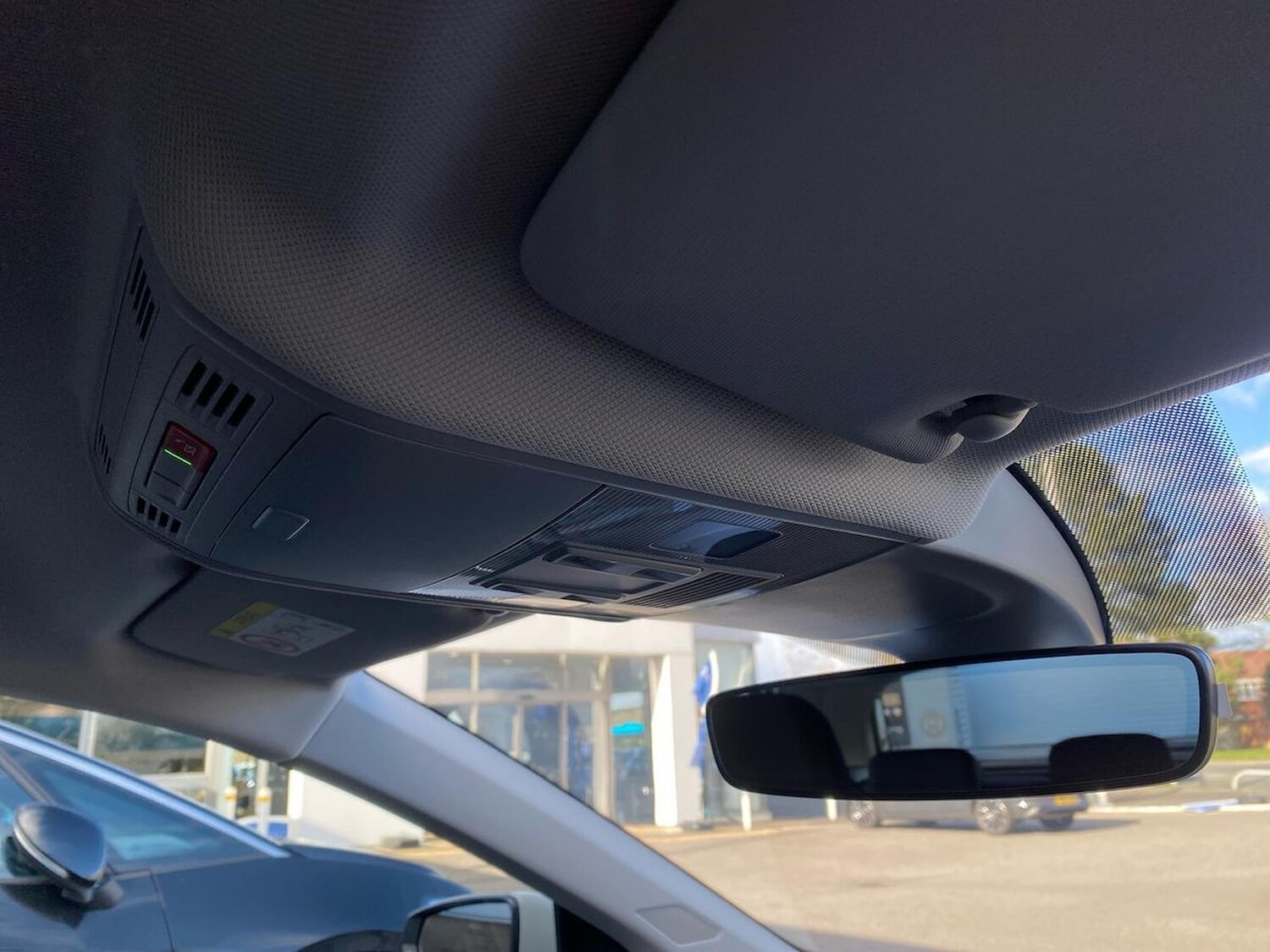 Used Volkswagen Polo 2024 for sale - 78195564: Photo 11