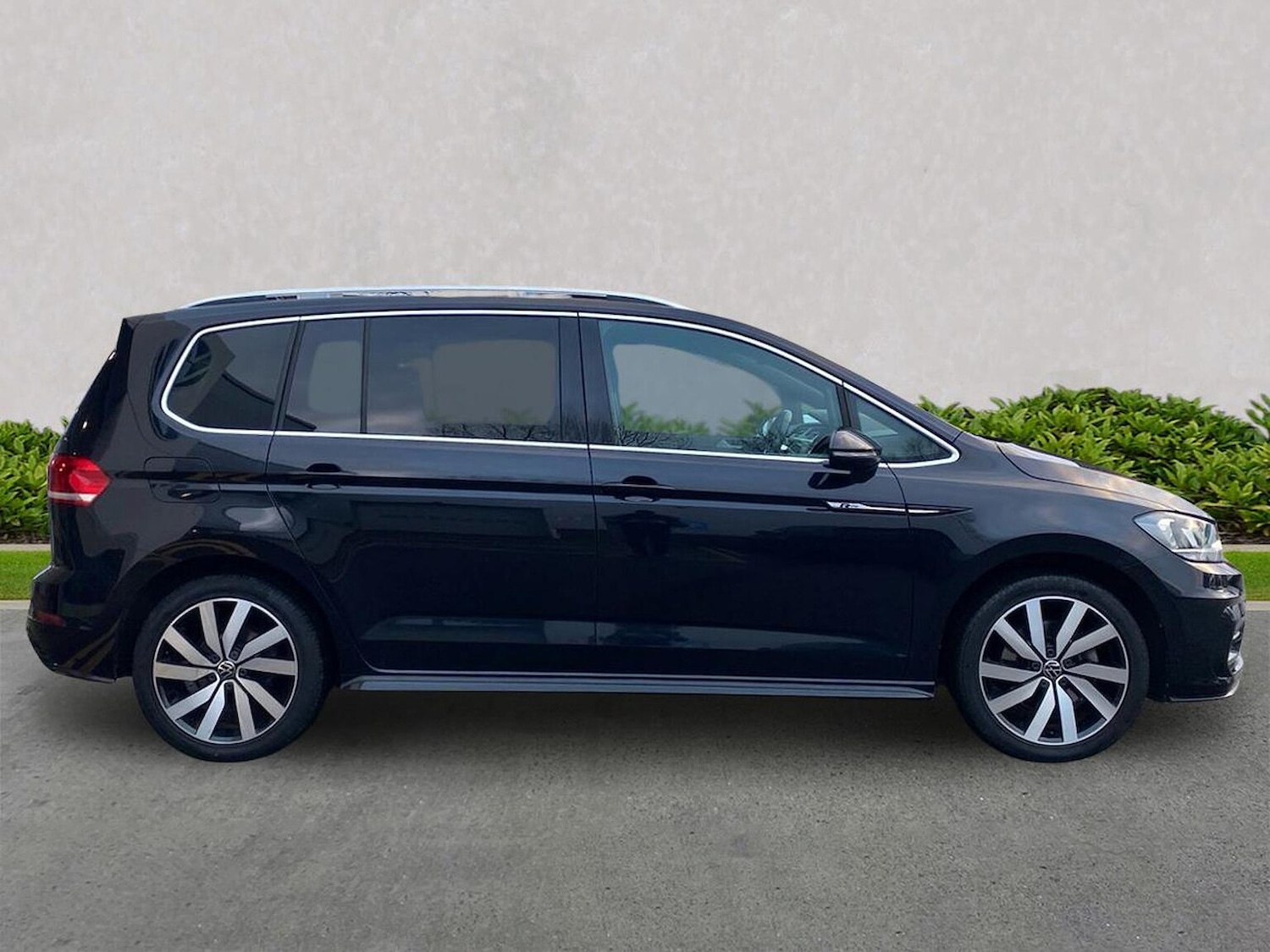 Used Volkswagen Touran 2021 for sale - 77077296: Photo 5