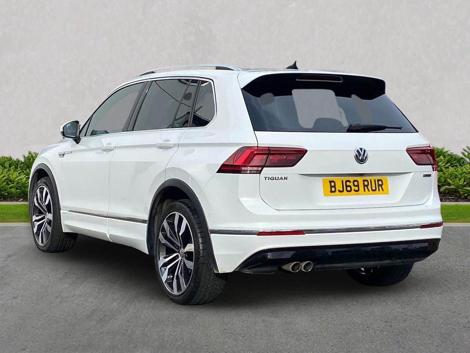 Used Volkswagen Tiguan 2019 for sale - 76588605: Photo 2