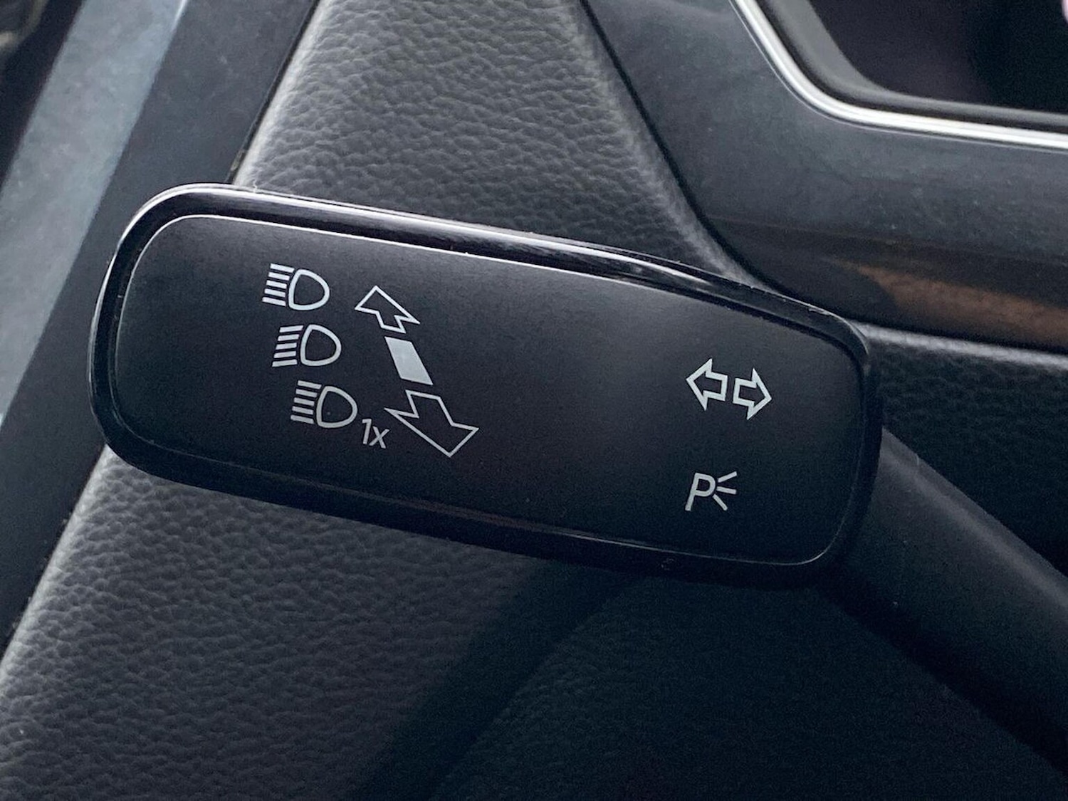 Used Volkswagen Tiguan 2019 for sale - 76588605: Photo 29