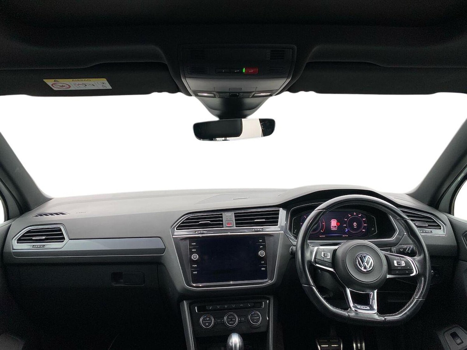 Used Volkswagen Tiguan 2019 for sale - 76588605: Photo 8