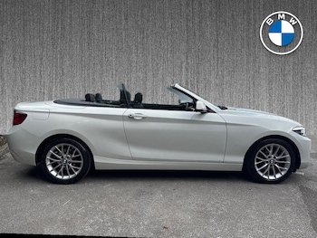 Used BMW 2 Series 2020 for sale - 76101337: Photo