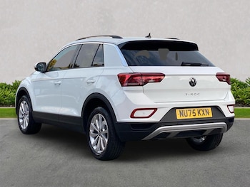 Used Volkswagen T-Roc 2025 for sale - 77487601: Photo