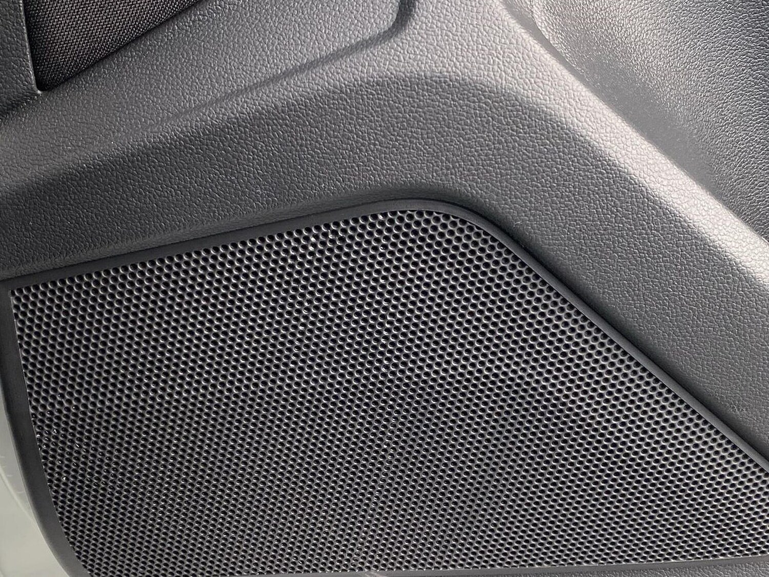 Used Volkswagen T-Roc 2025 for sale - 77487601: Photo 31