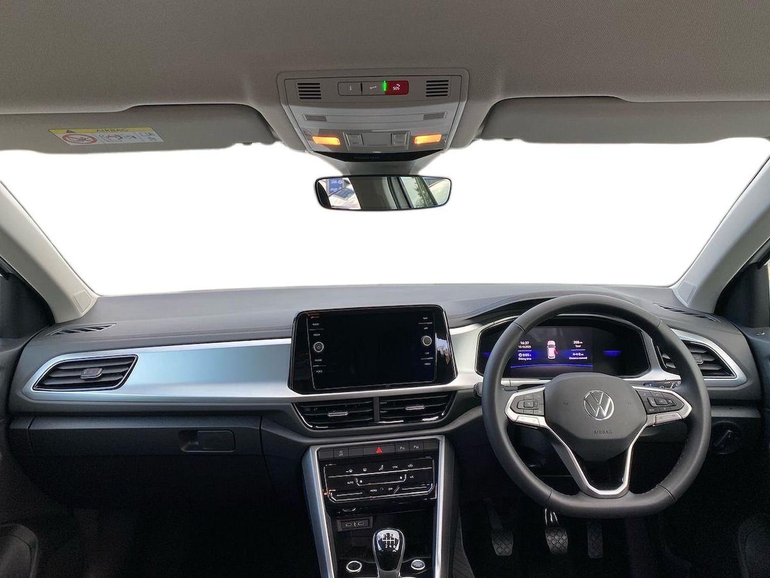 Used Volkswagen T-Roc 2025 for sale - 77487601: Photo 8