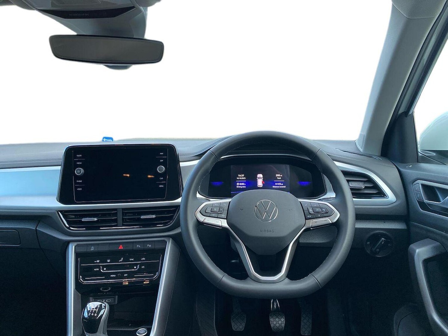 Used Volkswagen T-Roc 2025 for sale - 77487601: Photo 9