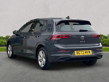 Used Volkswagen Golf 2022 for sale - 76940480: Photo