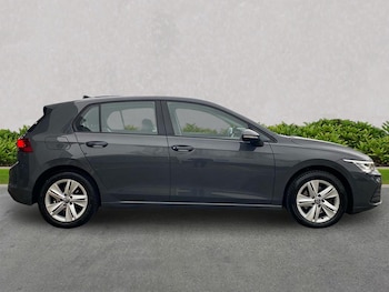 Used Volkswagen Golf 2022 for sale - 76940480: Photo