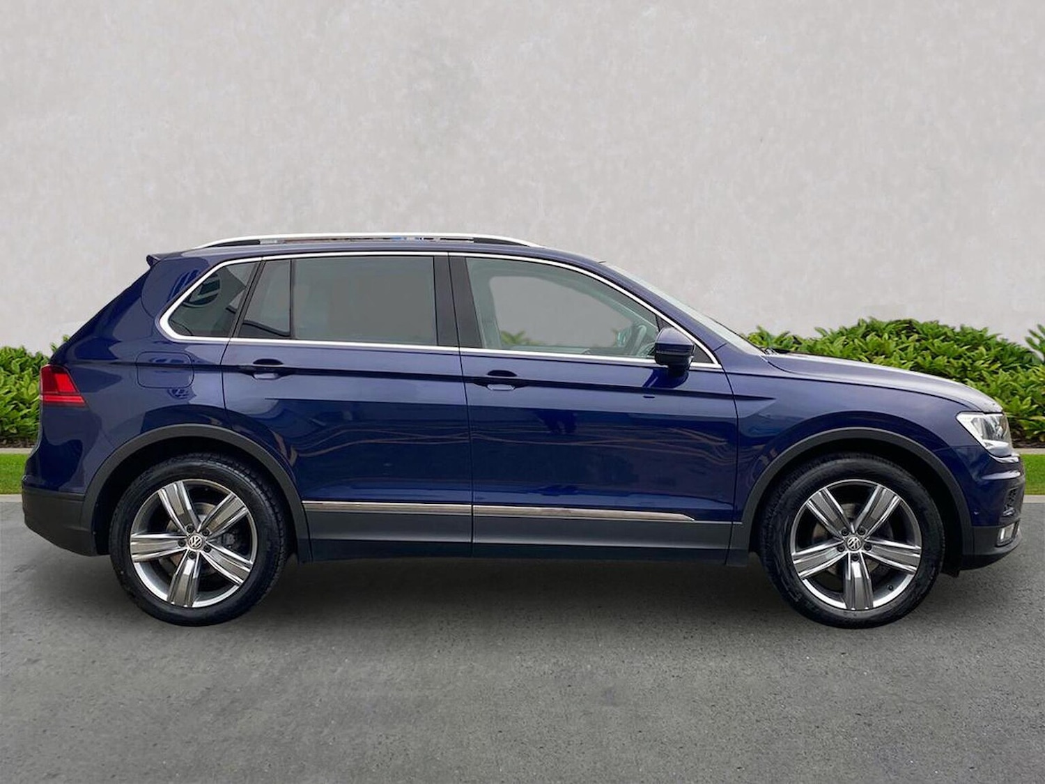 Used Volkswagen Tiguan 2019 for sale - 77487663: Photo 3
