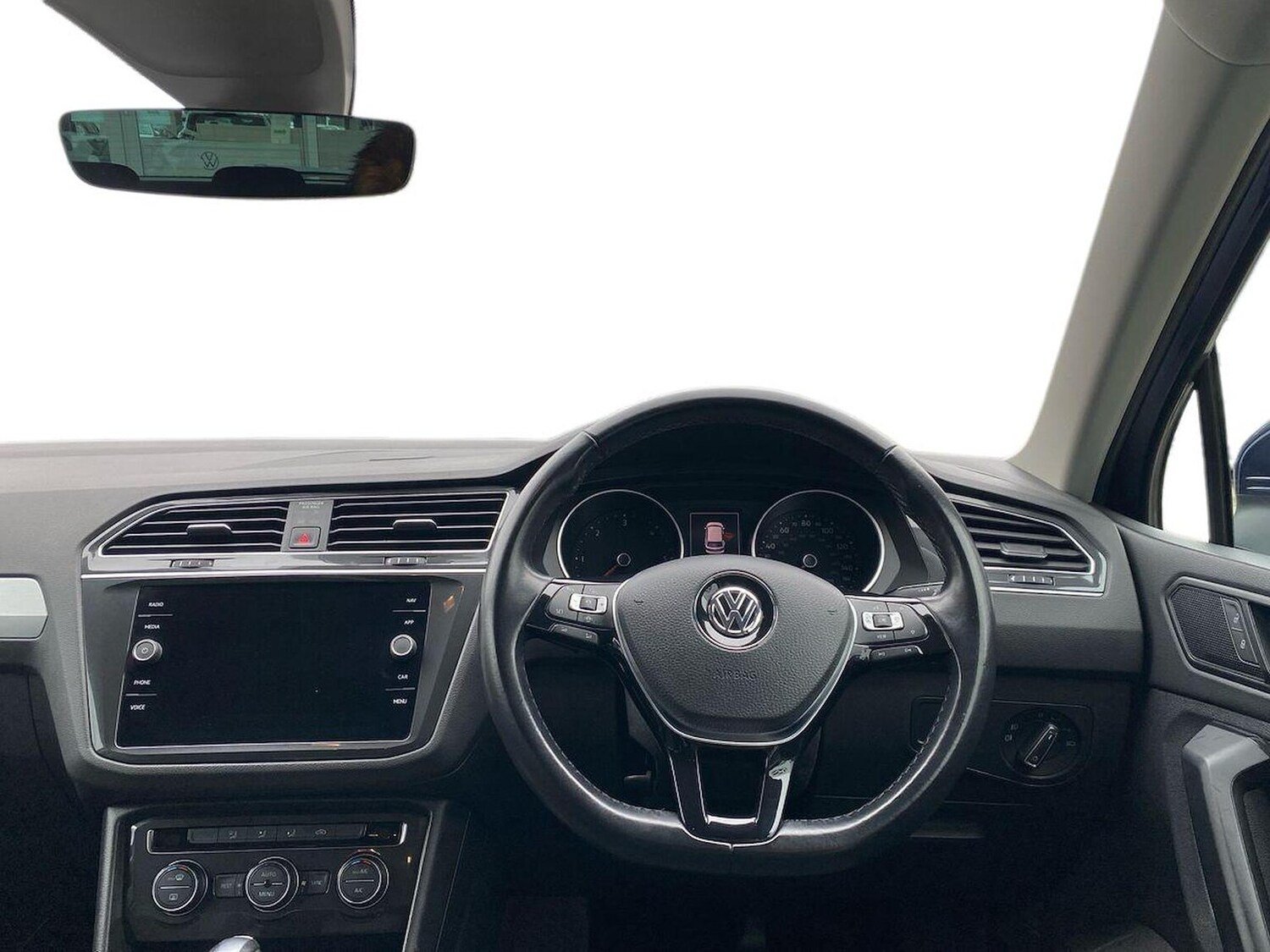 Used Volkswagen Tiguan 2019 for sale - 77487663: Photo 9