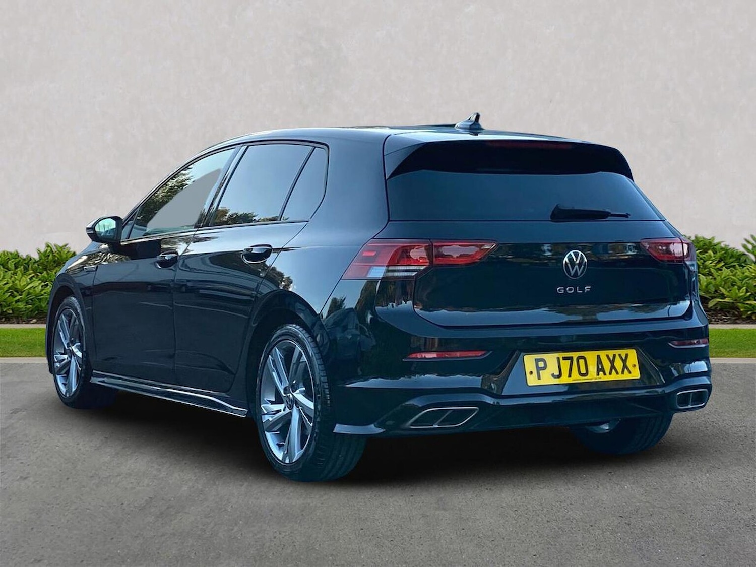 Used Volkswagen Golf 2020 for sale - 76252650: Photo 2